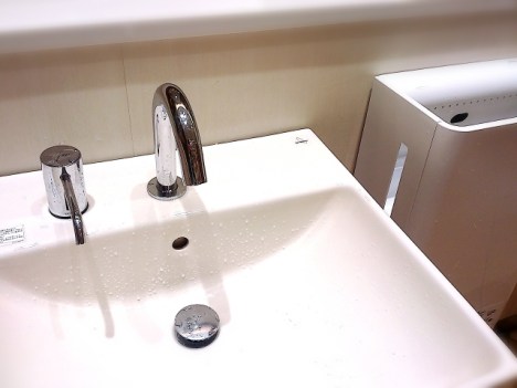 e692c881f60b7e4b6d5e53c2af95f964_s